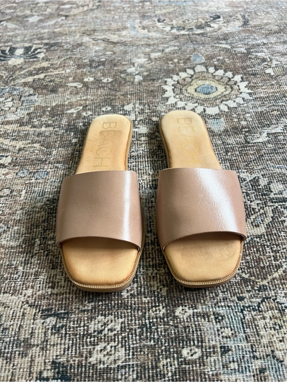 Women’s Leather Slide Sandals in Taupe Brown
